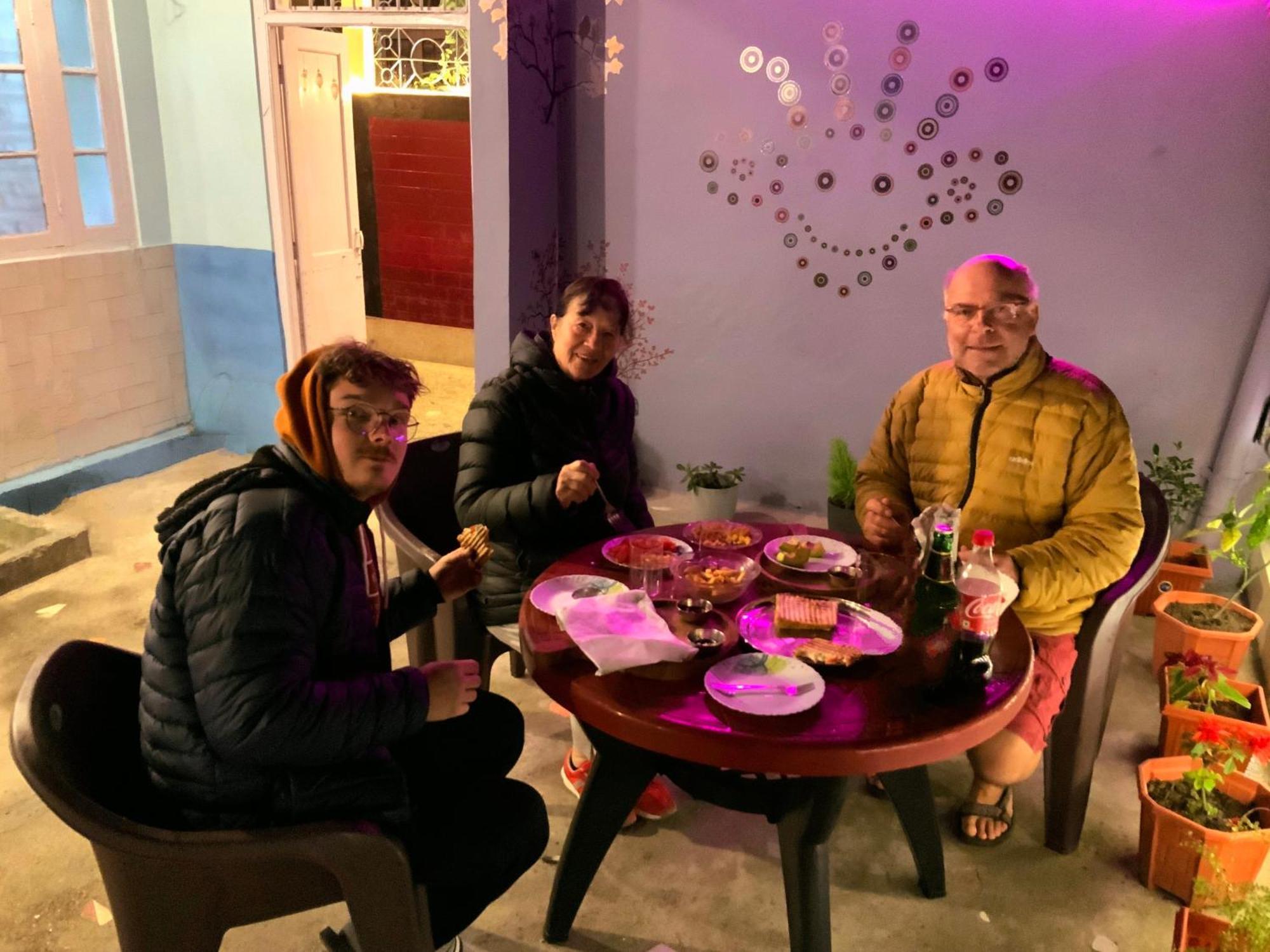 다르질링 Hidden Monkey Backpackers, Railway Station, Darjeeling 호스텔 외부 사진